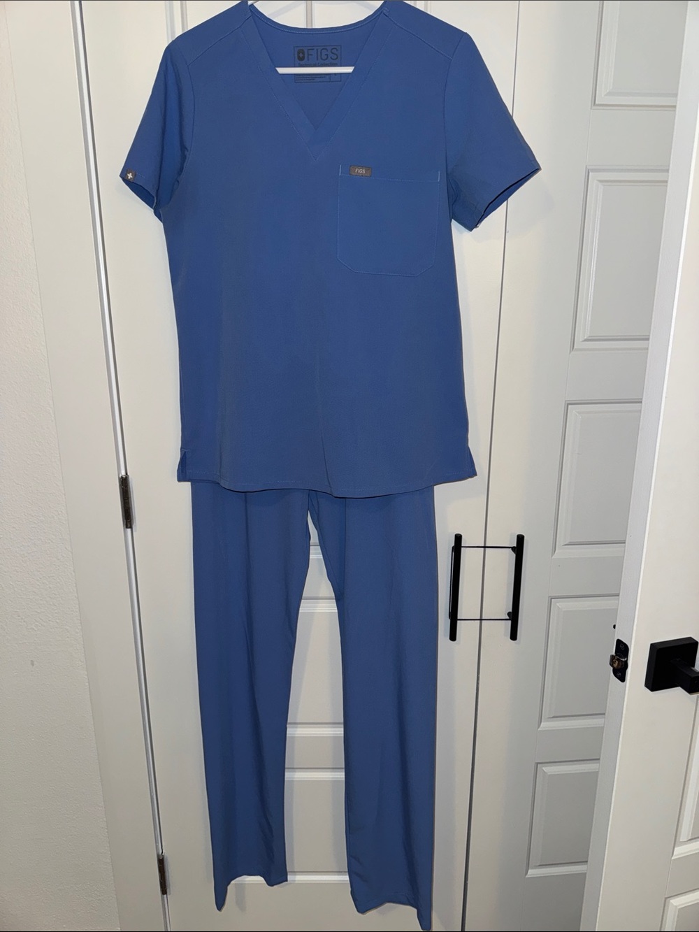 🔺SMALL FIGS SCRUBS SET - ceil blue